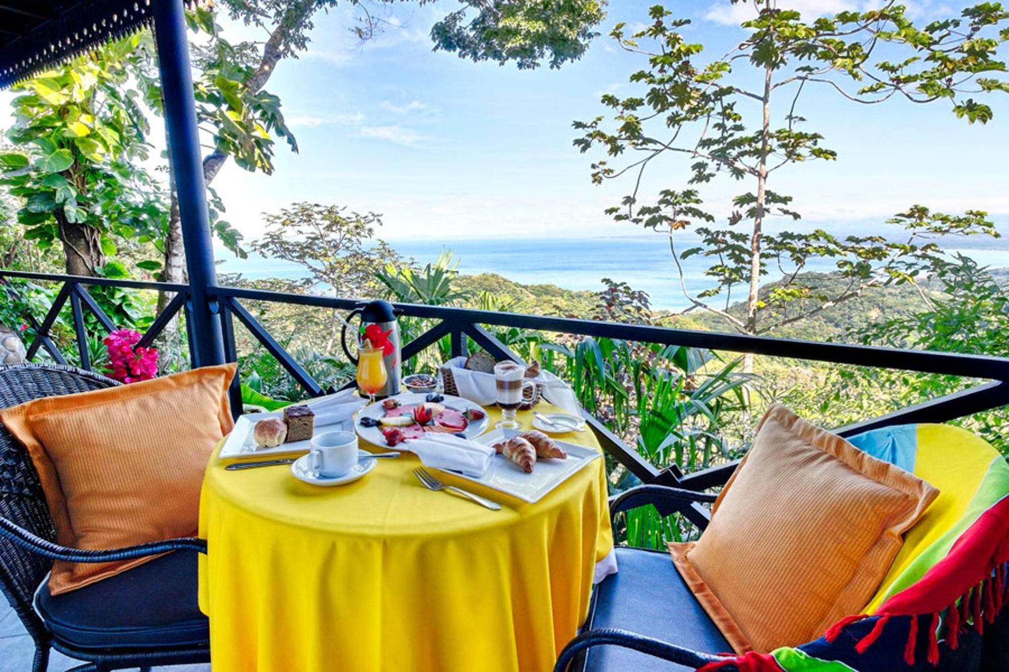 Hotel Villa Caletas Jacó Buitenkant foto