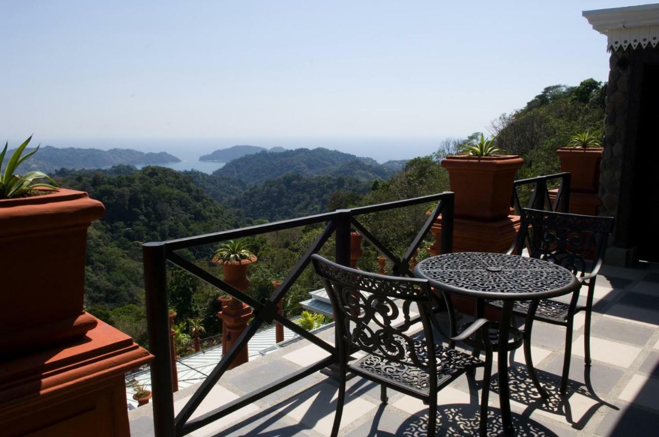 Hotel Villa Caletas Jacó Buitenkant foto